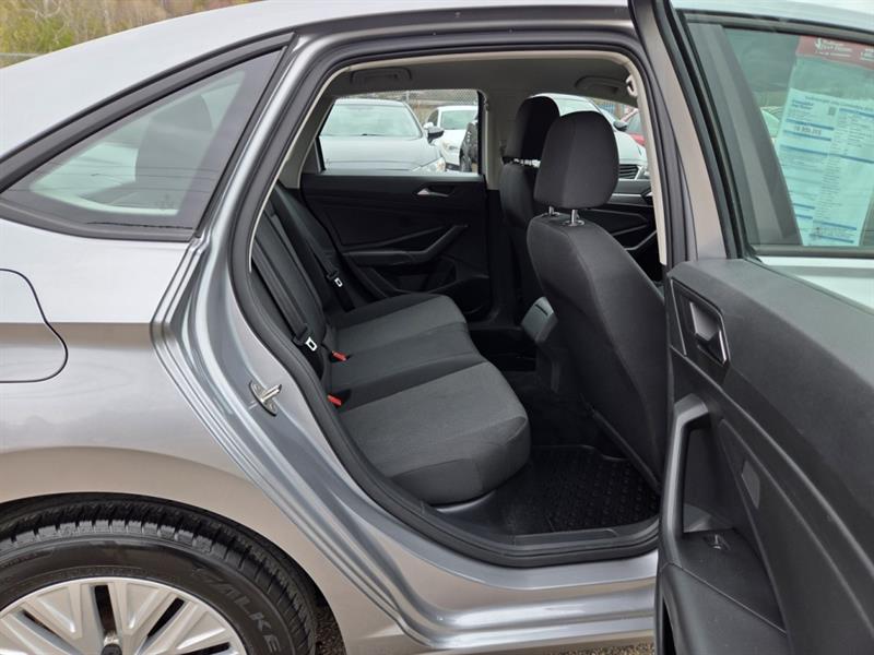 volkswagen Jetta 2019 - 17
