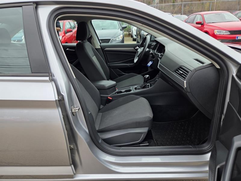 volkswagen Jetta 2019 - 19