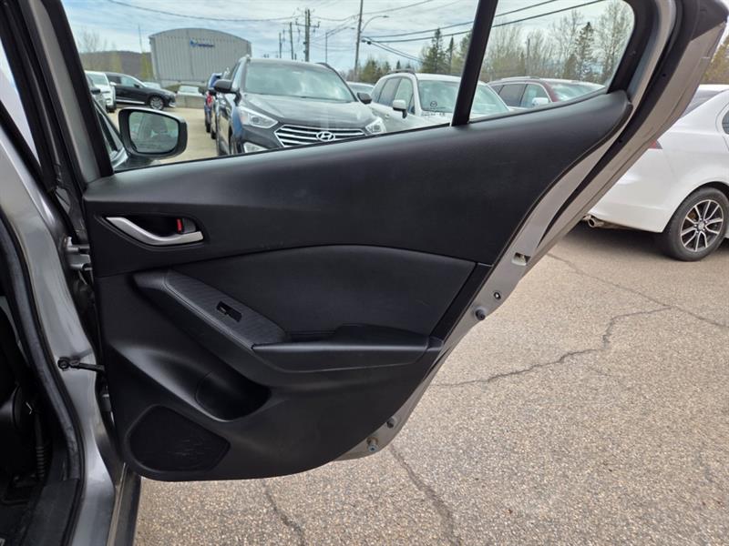 mazda Mazda3 2016 - 18
