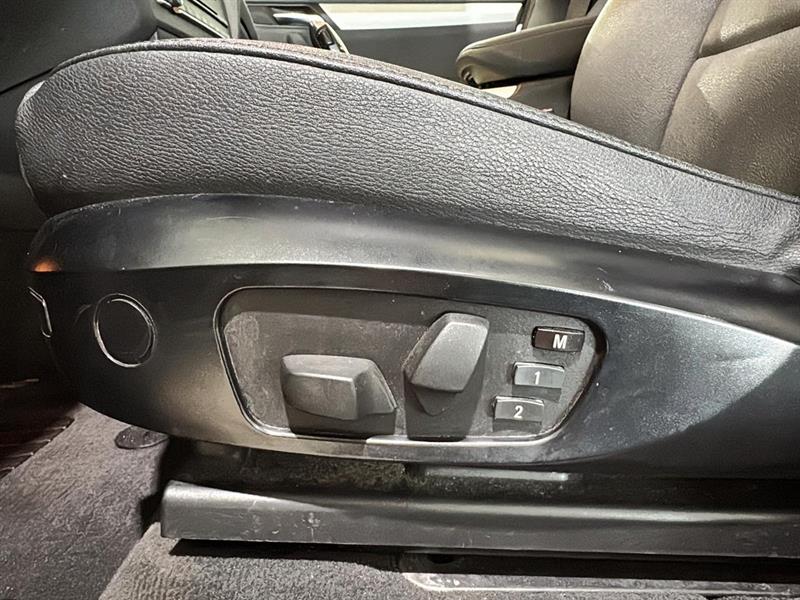 bmw X3 2012 - 16