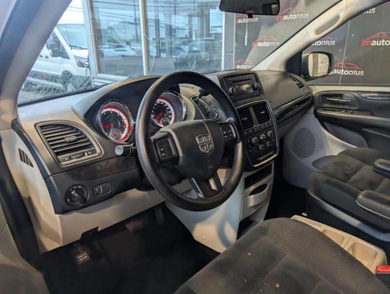 dodge Grand Caravan 2017 - 12