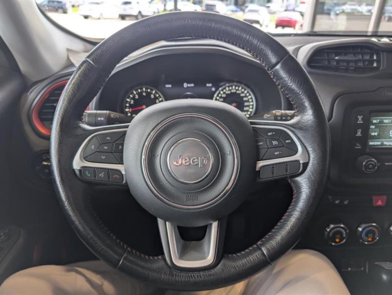 jeep Renegade 2015 - 17
