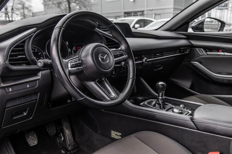 mazda Mazda3 Sport 2023 - 13