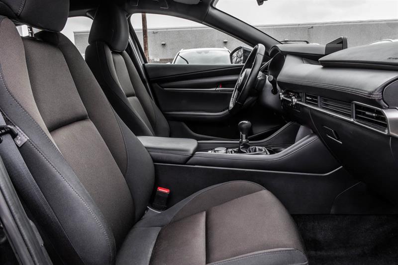 mazda Mazda3 Sport 2023 - 31