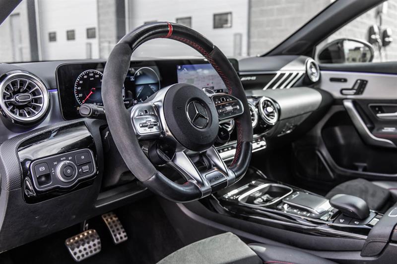 mercedes-benz A35 AMG 2022 - 24
