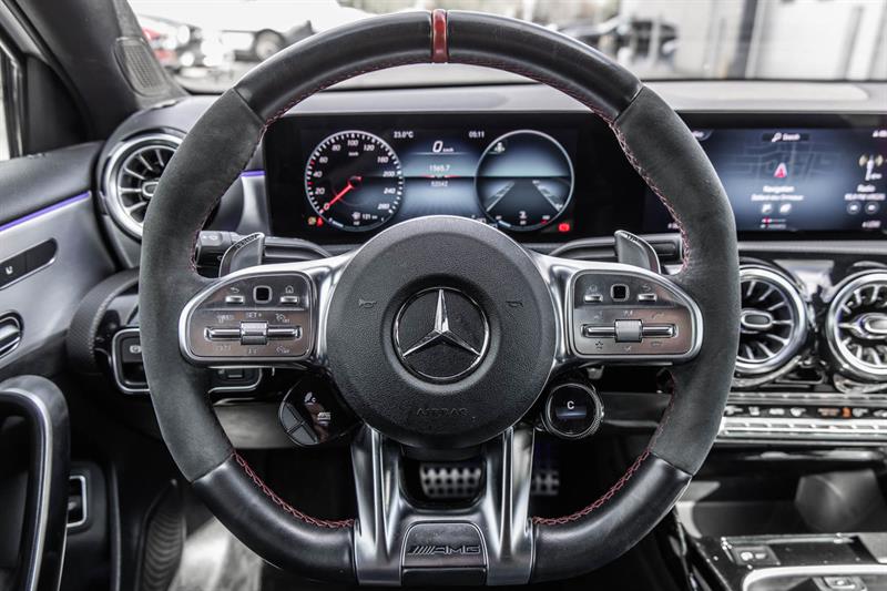 mercedes-benz A35 AMG 2022 - 25