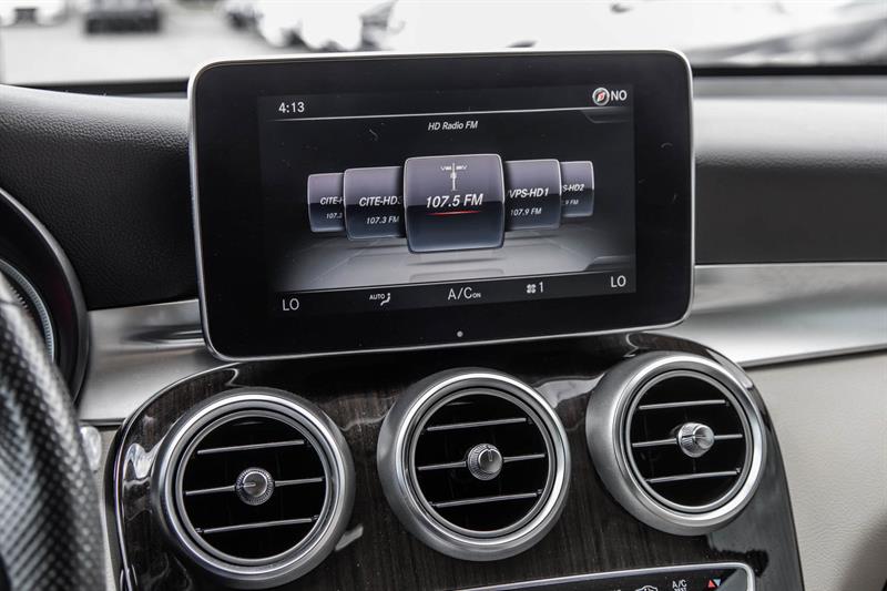 mercedes-benz GLC300 2019 - 26
