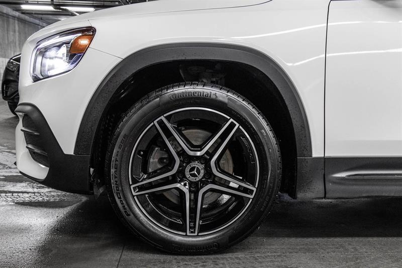 mercedes-benz GLB250 2022 - 12