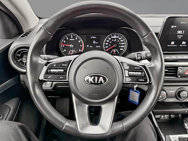 kia Forte 2020 - 16