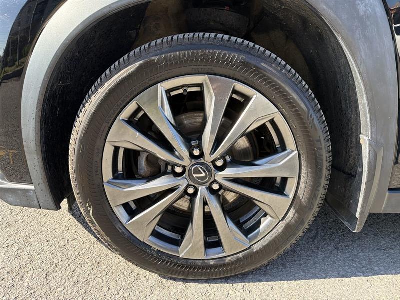 lexus UX 2019 - 18