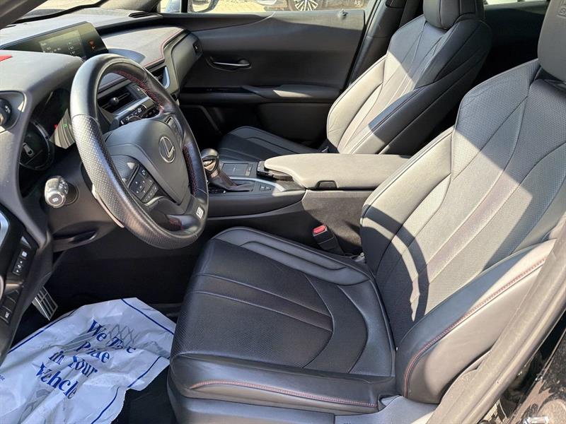 lexus UX 2019 - 19