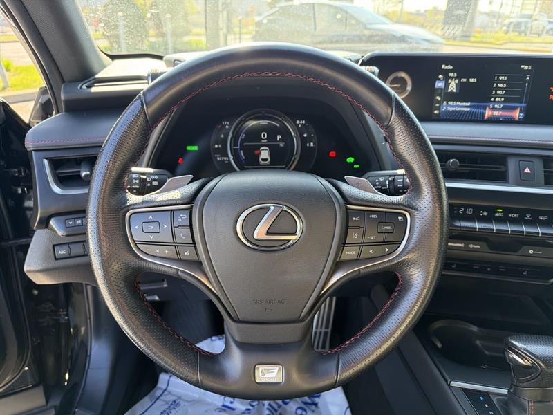 lexus UX 2019 - 22