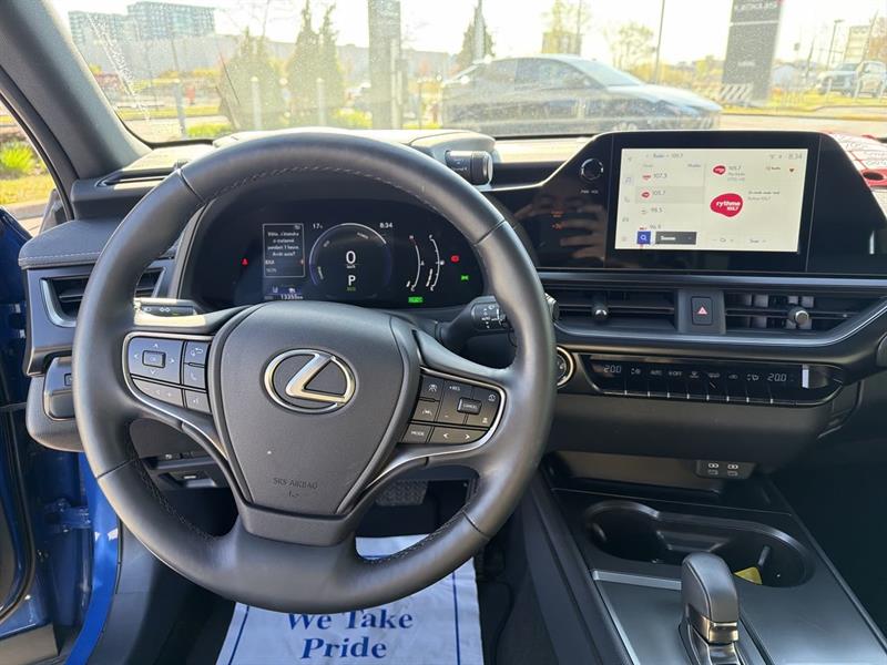 lexus UX 2025 - 29