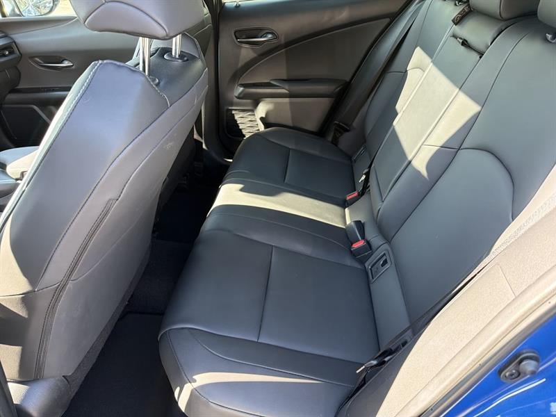 lexus UX 2025 - 31