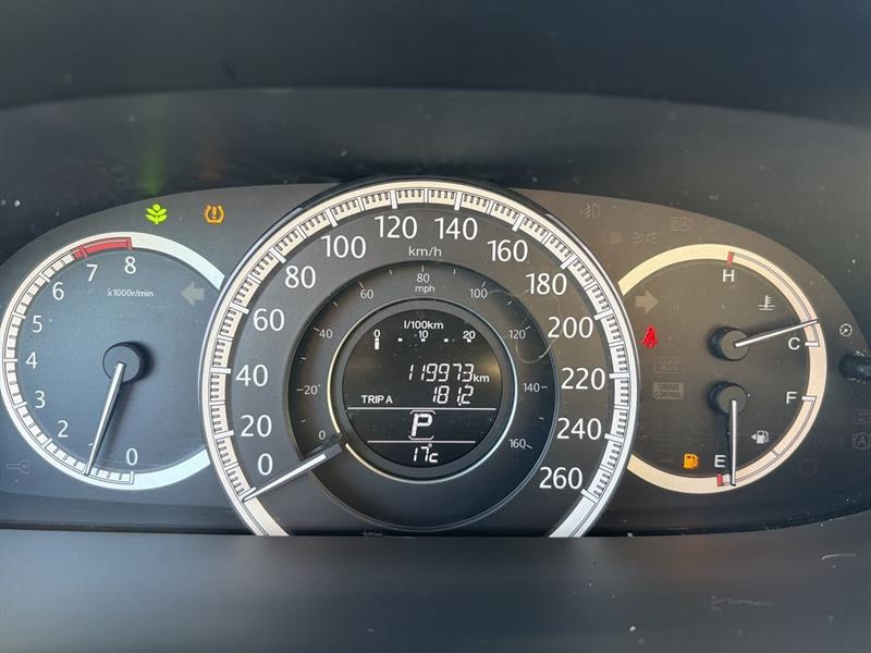 honda Berline Accord 2013 - 23