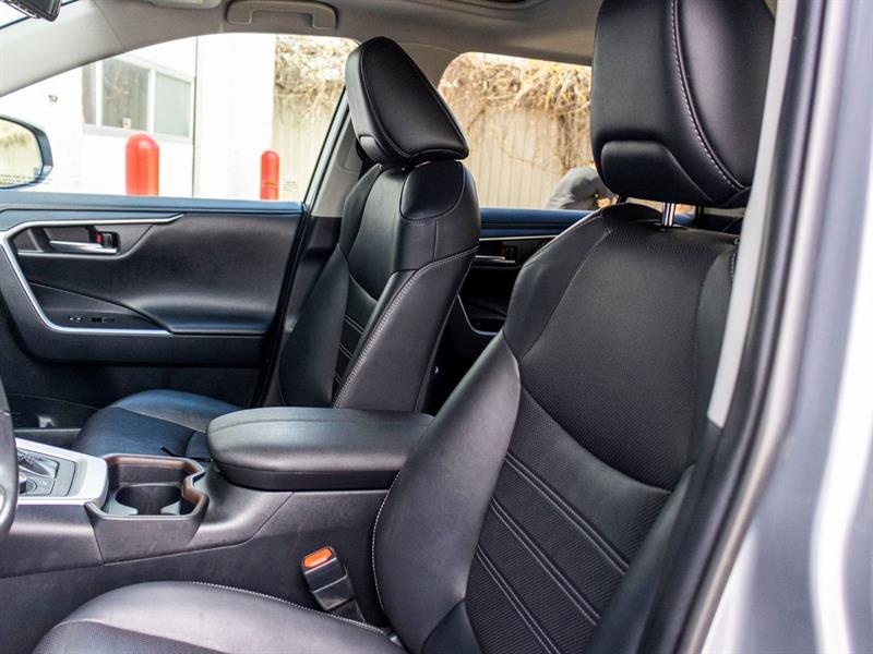 toyota RAV4 2019 - 28