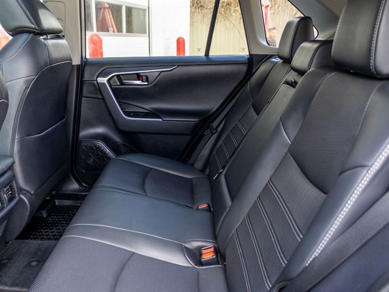 toyota RAV4 2019 - 32