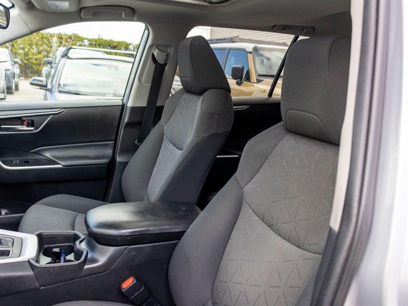 toyota RAV4 2021 - 26