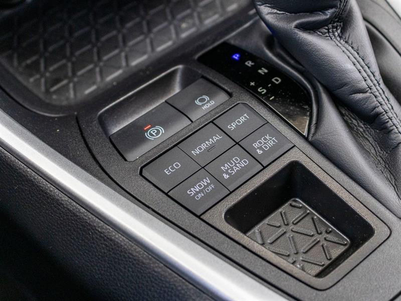 toyota RAV4 2025 - 16