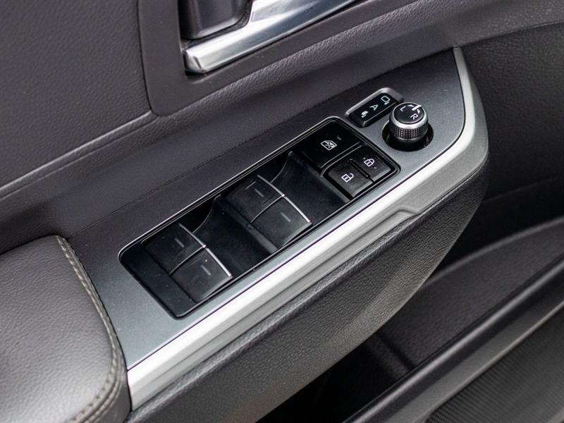 toyota Sienna hybride 2023 - 31