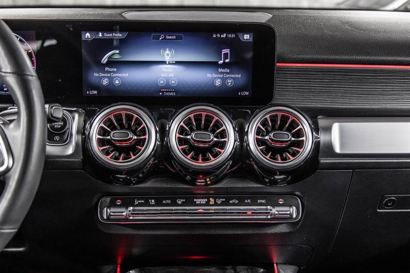 2022 Mercedes-Benz GLB - Image 40