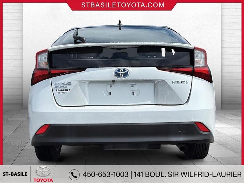 toyota Prius 2022 - 4