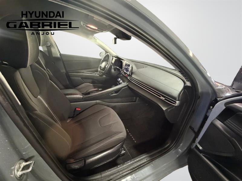hyundai Elantra 2023 - 17