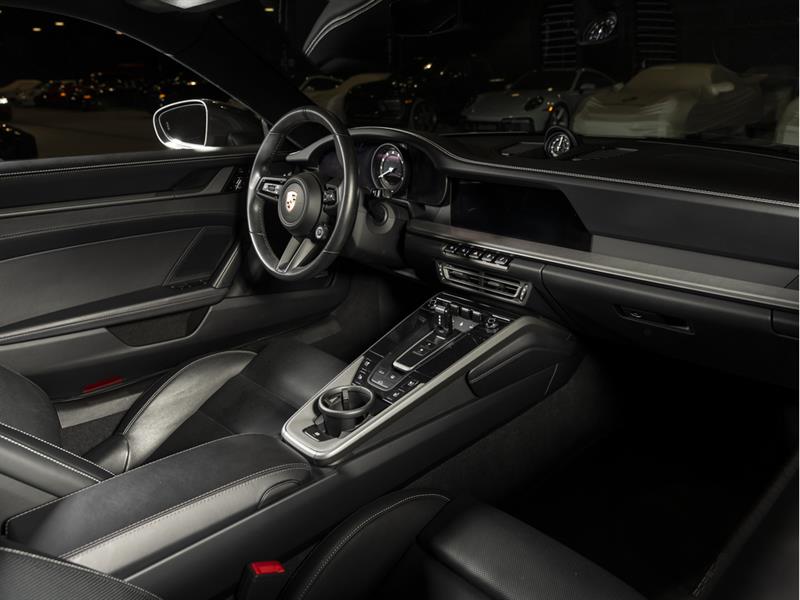 porsche 911 2020 - 12
