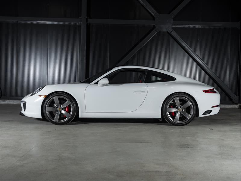porsche 911 2018 - 2