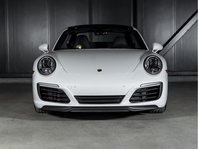 porsche 911 2018 - 10