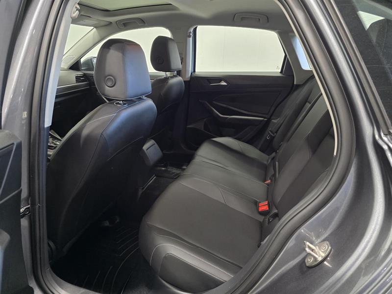 volkswagen Jetta 2021 - 19