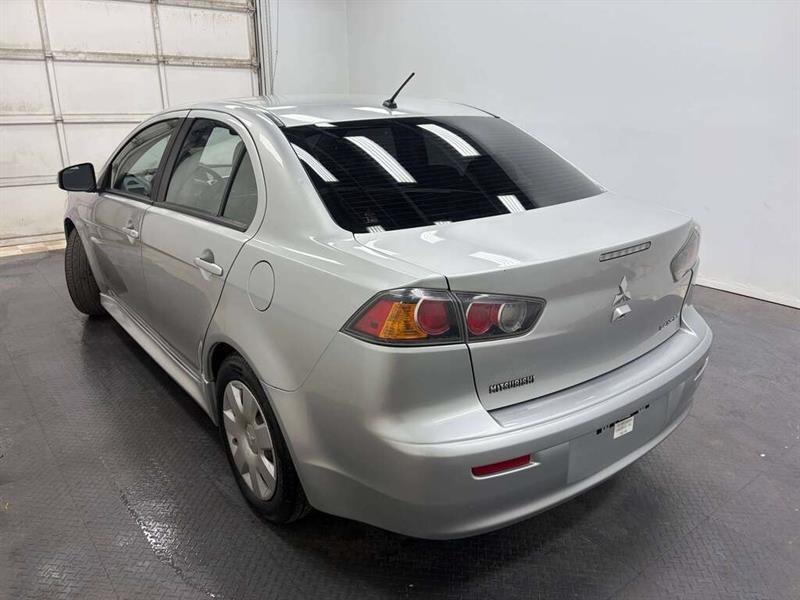 mitsubishi Lancer 2017 - 5