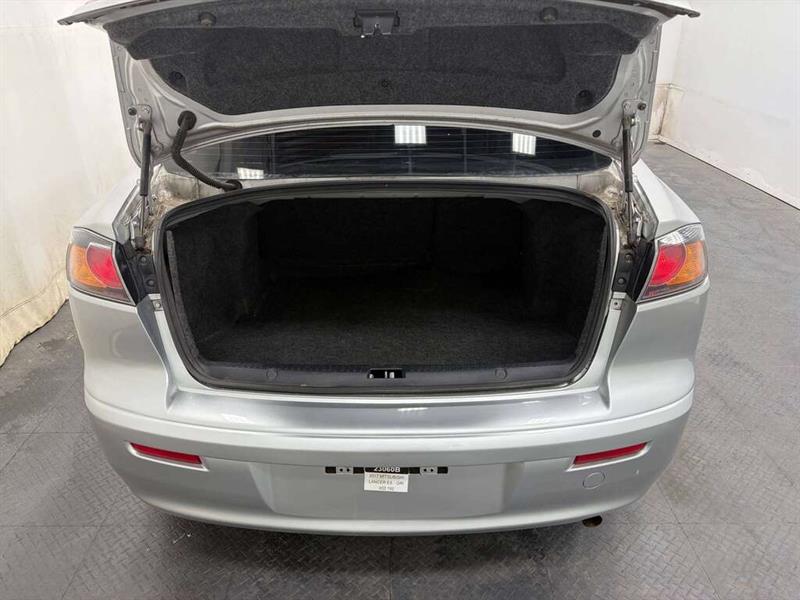 mitsubishi Lancer 2017 - 8