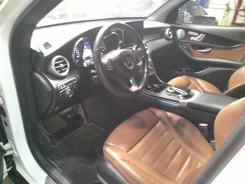 mercedes-benz GLC 2019 - 11