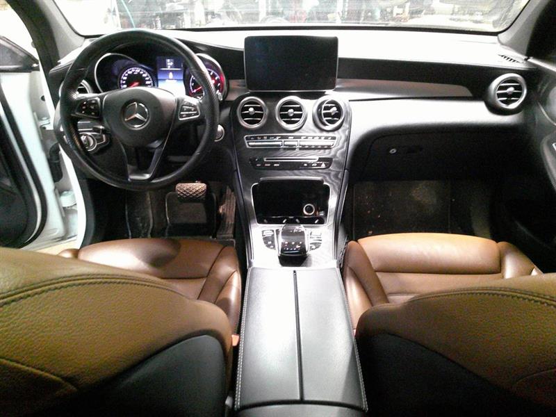 mercedes-benz GLC 2019 - 13