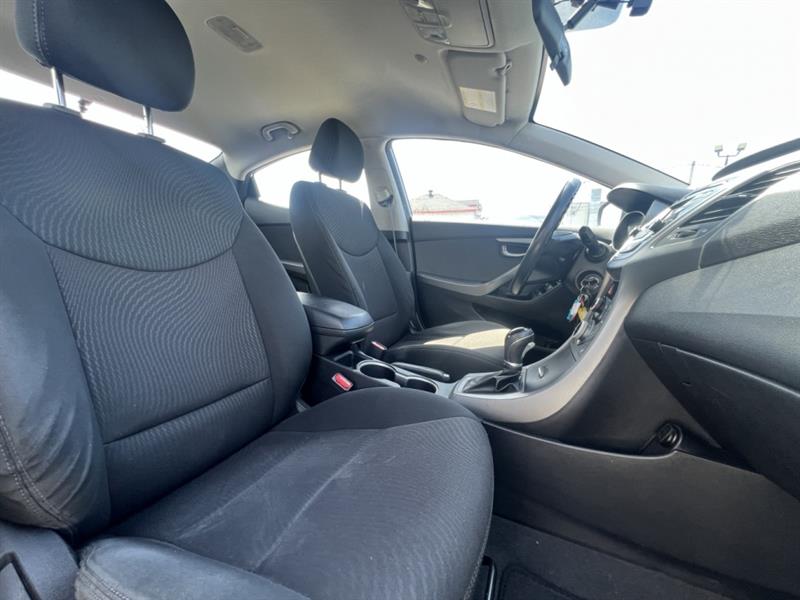 hyundai Elantra 2016 - 23
