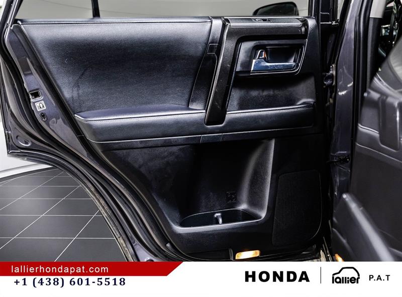 toyota 4Runner 2021 - 12
