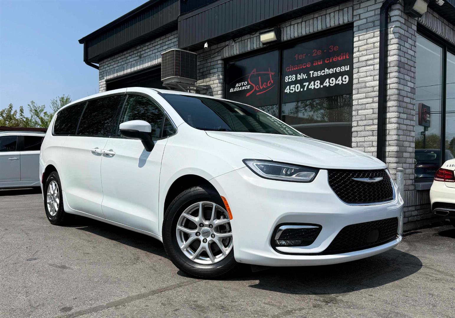 chrysler Pacifica 2023