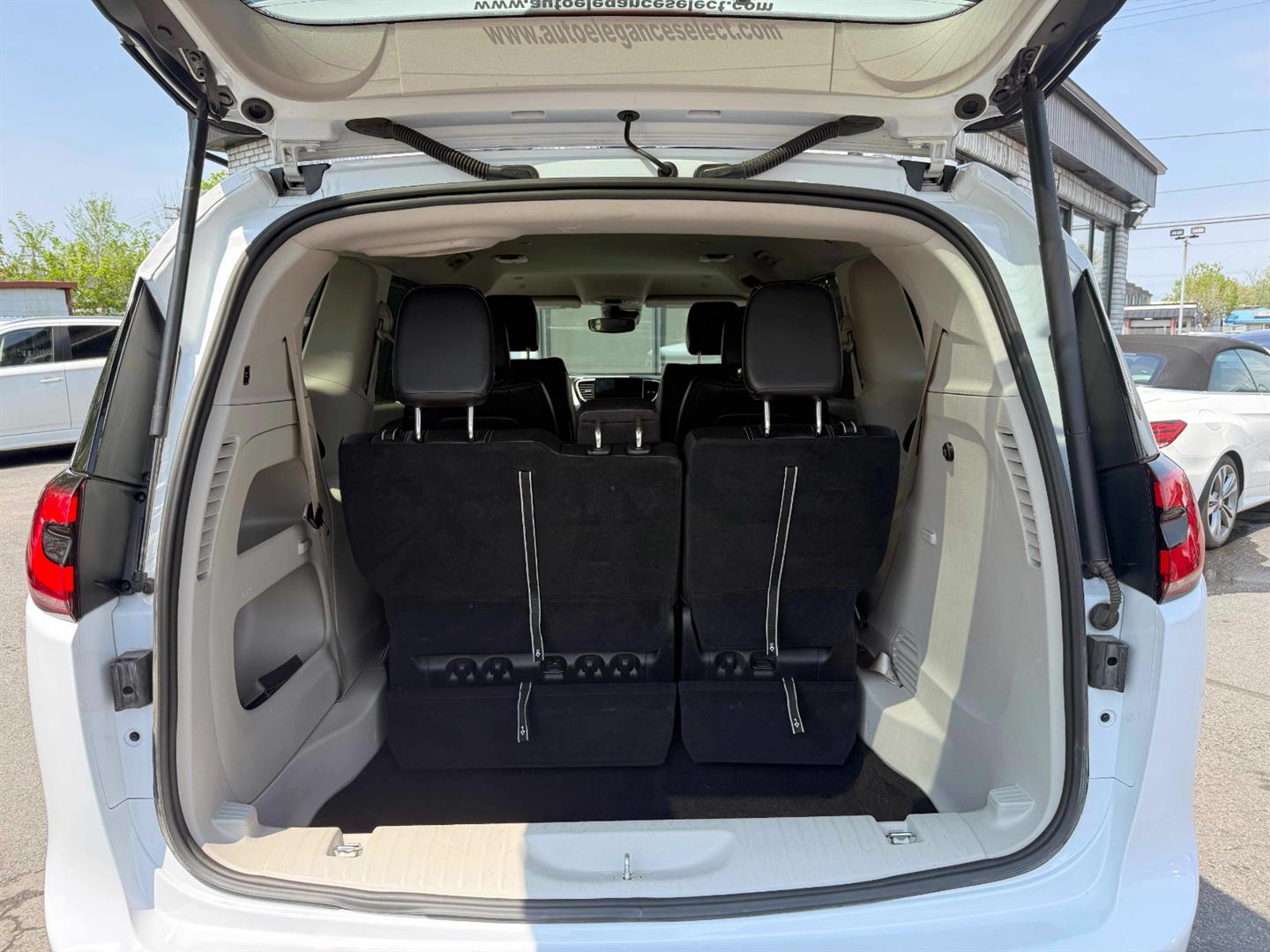 chrysler Pacifica 2023 - 14