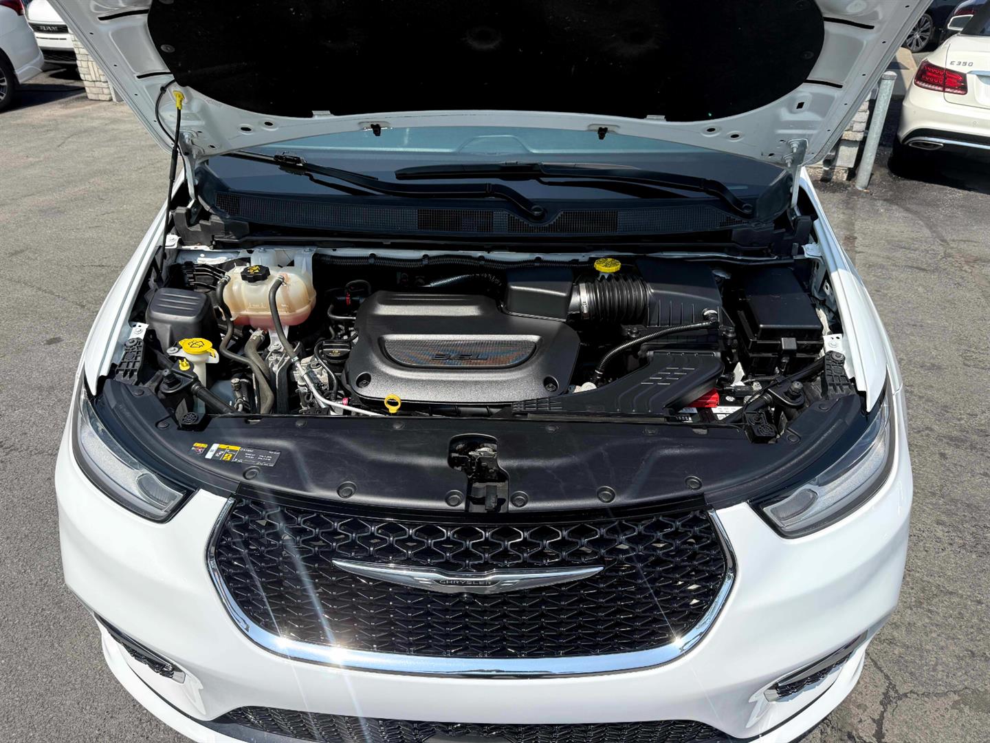 chrysler Pacifica 2023 - 16