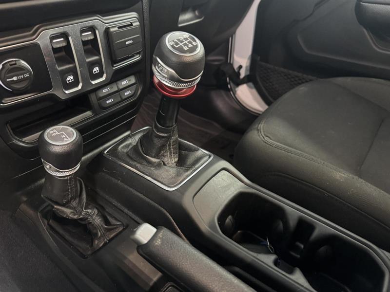 jeep Wrangler 2021 - 16