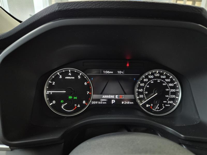 mitsubishi Outlander 2023 - 16
