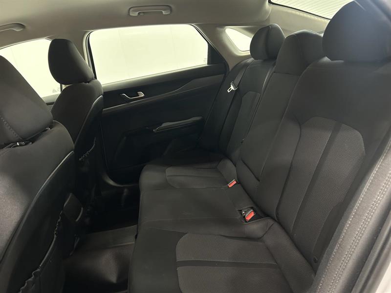 kia K5 2023 - 20