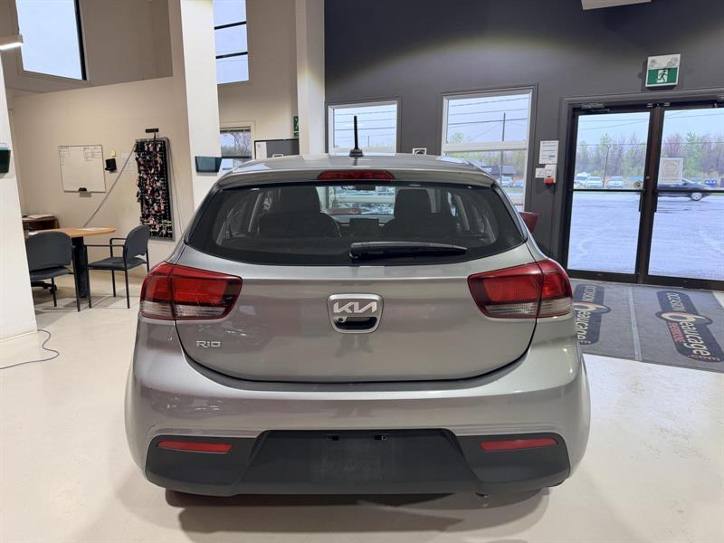kia Rio 2022 - 5