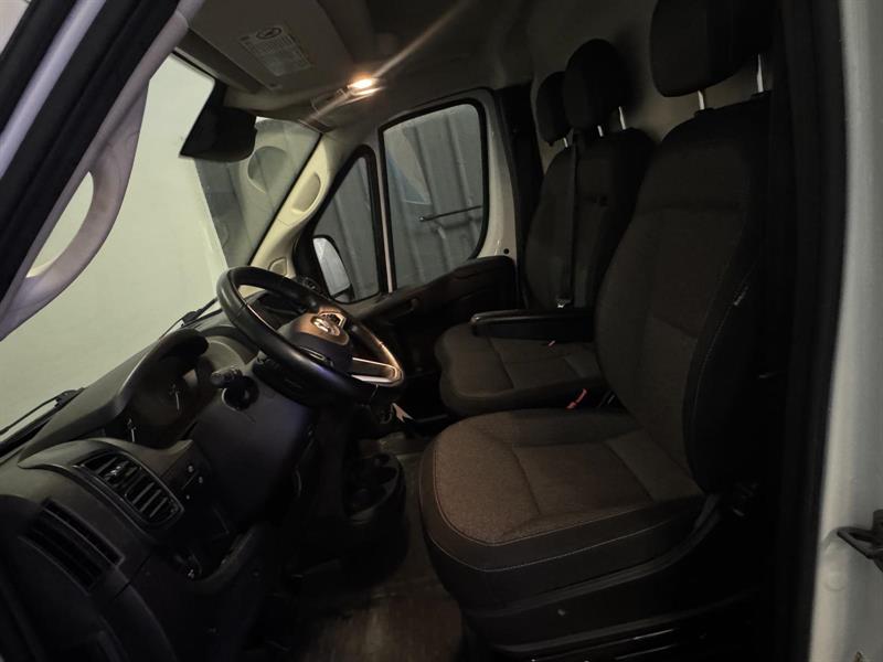 ram ProMaster 2023 - 8