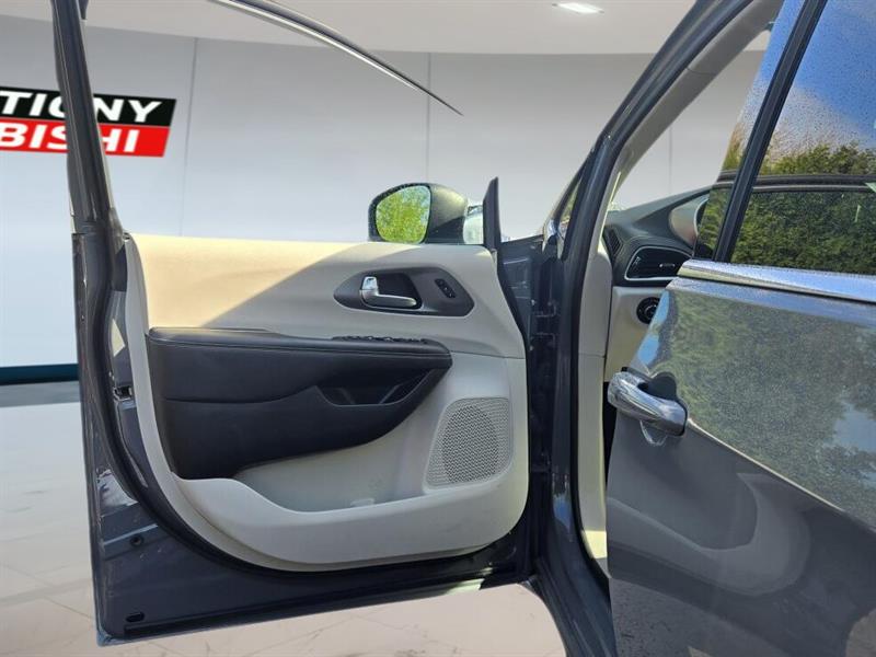 chrysler Pacifica 2023 - 11