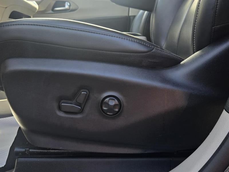 chrysler Pacifica 2023 - 14