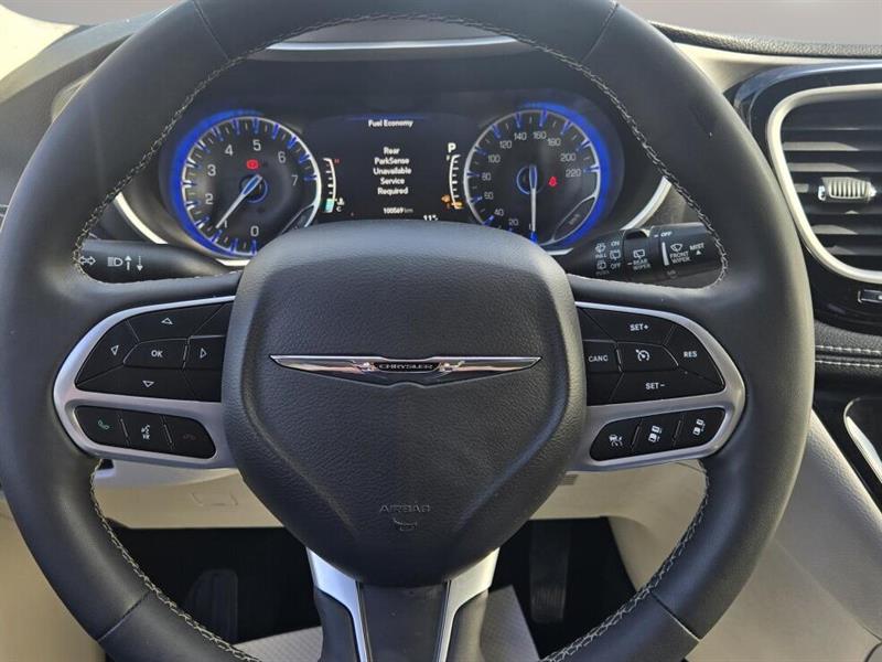 chrysler Pacifica 2023 - 16