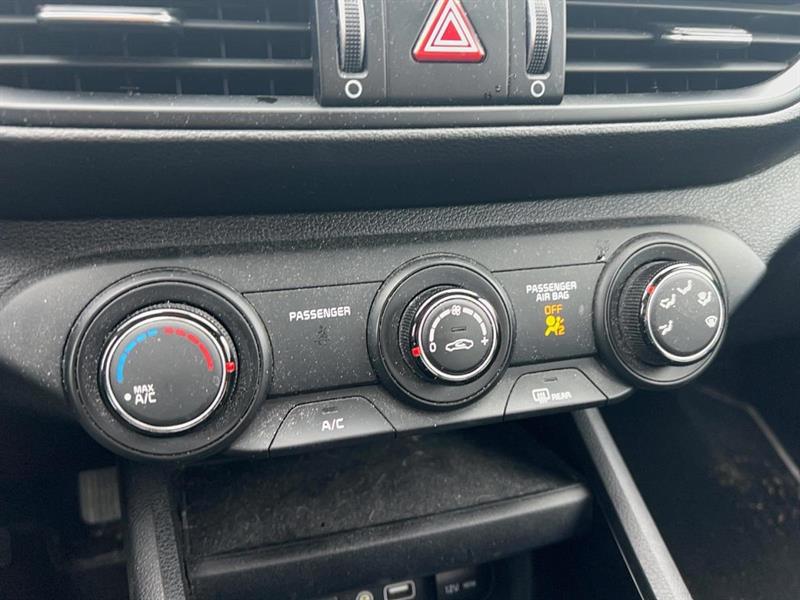 kia Forte 2020 - 12