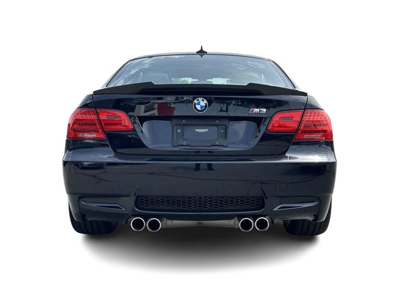bmw M3 2011 - 12